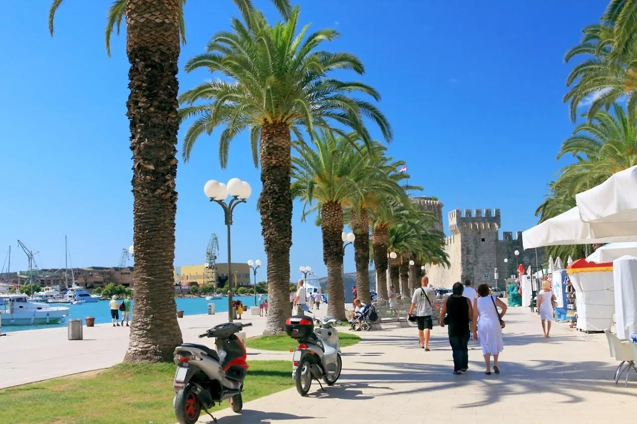 Apartment In Slatine With Sea View, Terrace, Air Conditioning, Wifi 5147-1 Κροατία